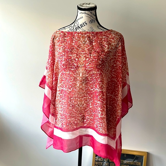 Tops - Gorgeous Top L/XL